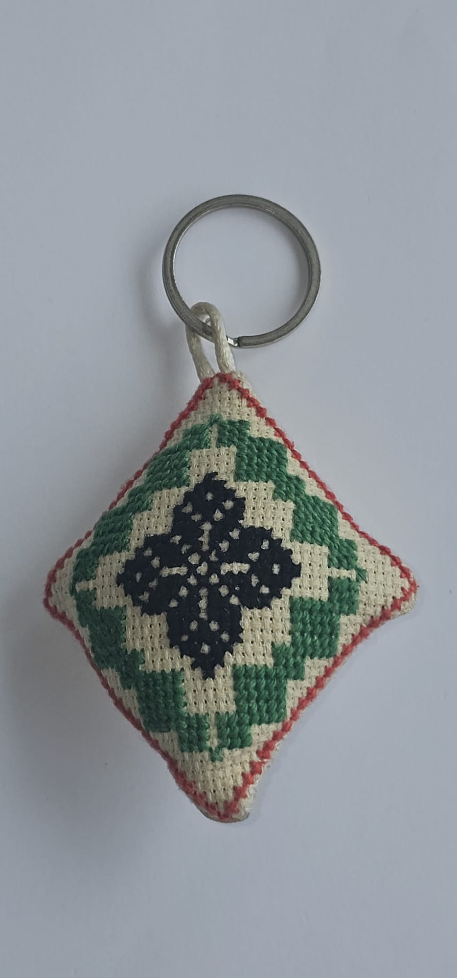 Palestinian Tatreez Diamond Key Ring