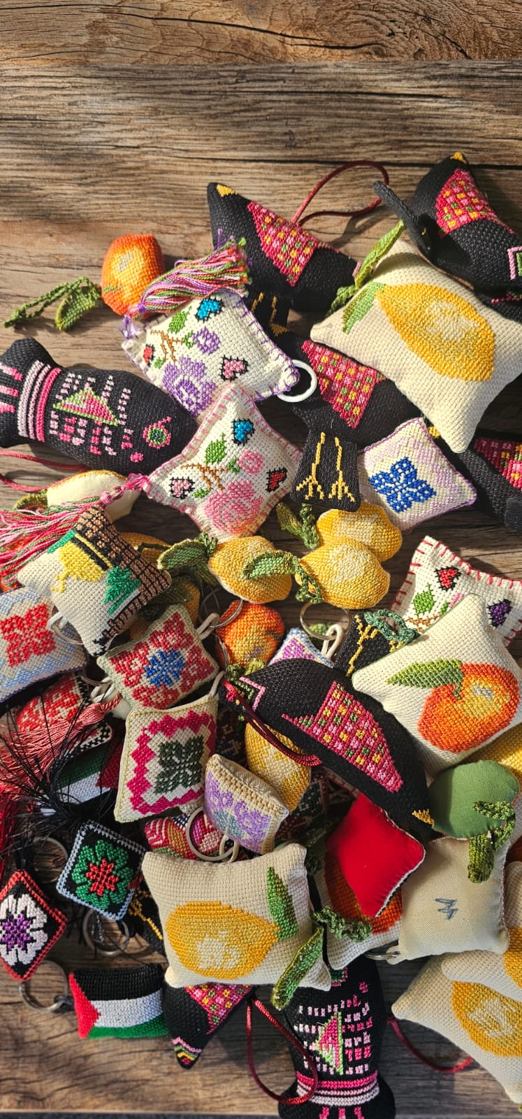 🧡 Embroidered Citrus & Tatreez Mini Cushions – Ornament Set