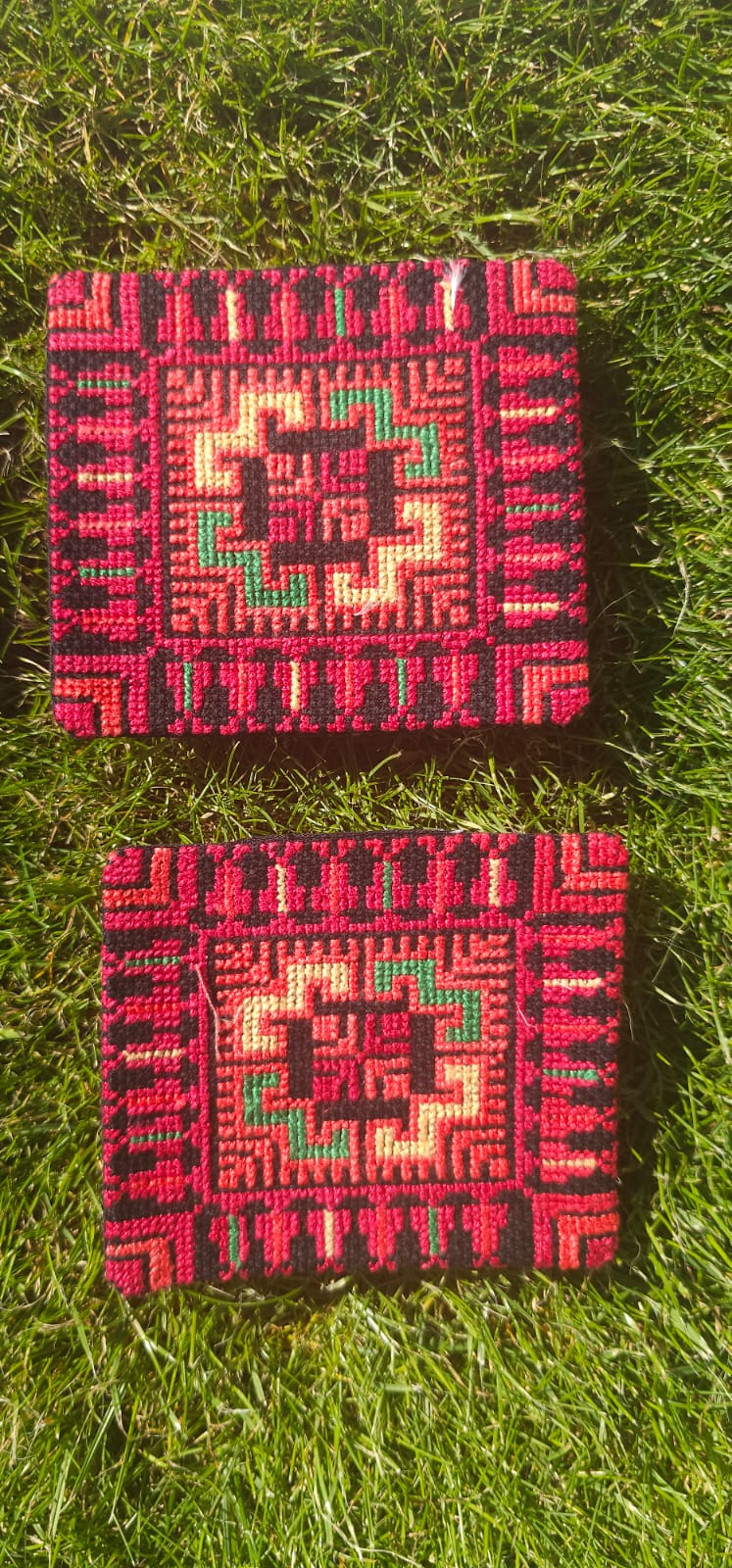 Tatreez Beeswax-Coated Coaster – Crimson Motif